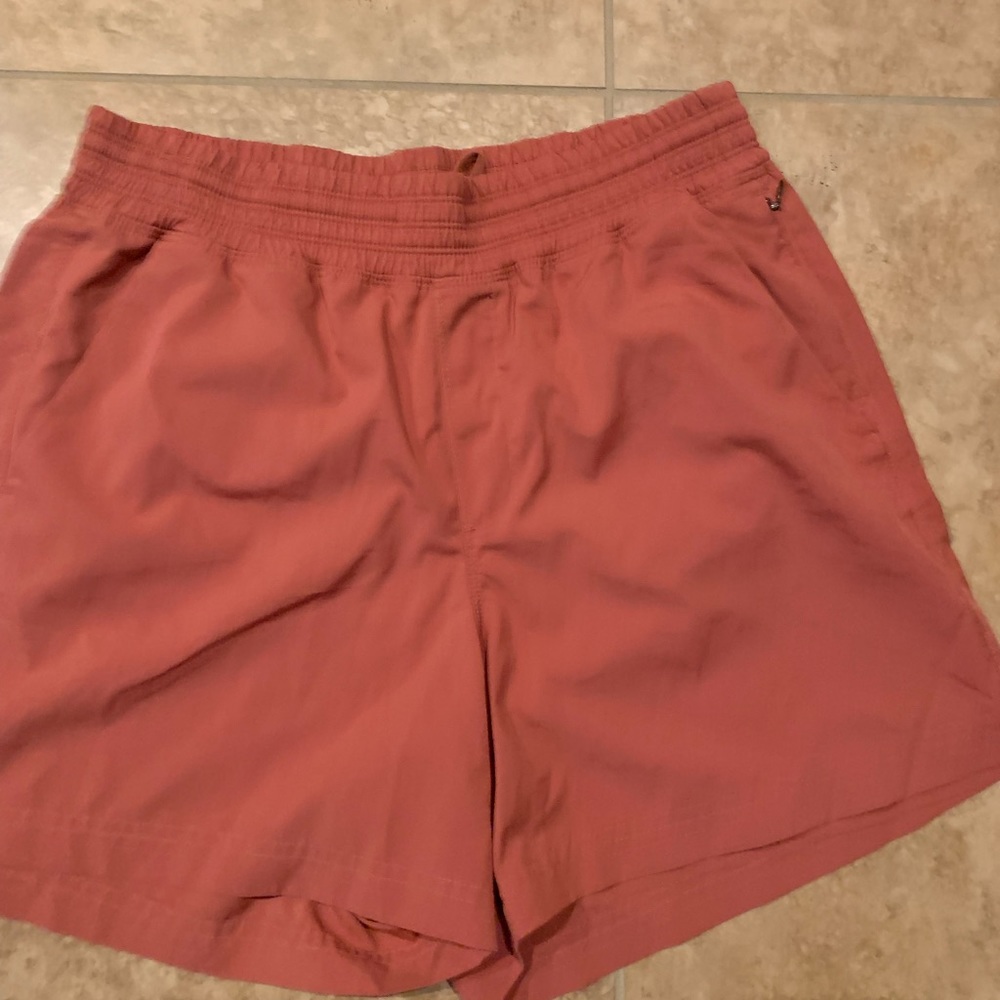 Old navy coral sport shorts sz S tall